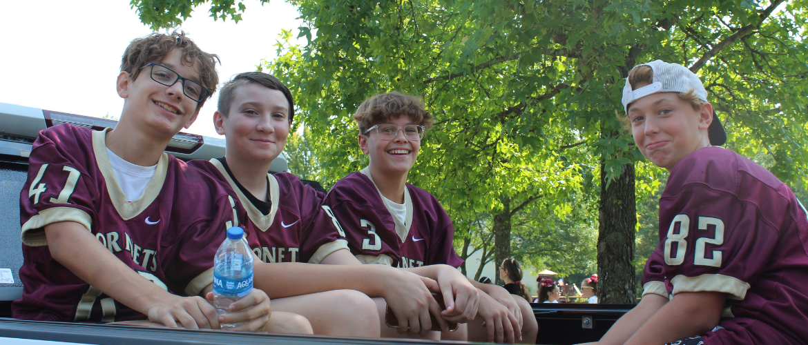 MS Football players
